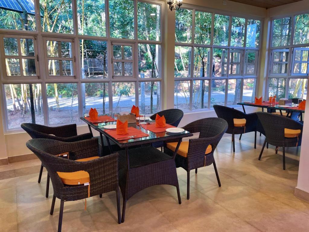 Bougainvillea Retreat & Spa Kaharpara المظهر الخارجي الصورة