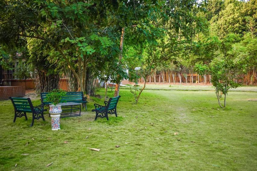 Bougainvillea Retreat & Spa Kaharpara المظهر الخارجي الصورة